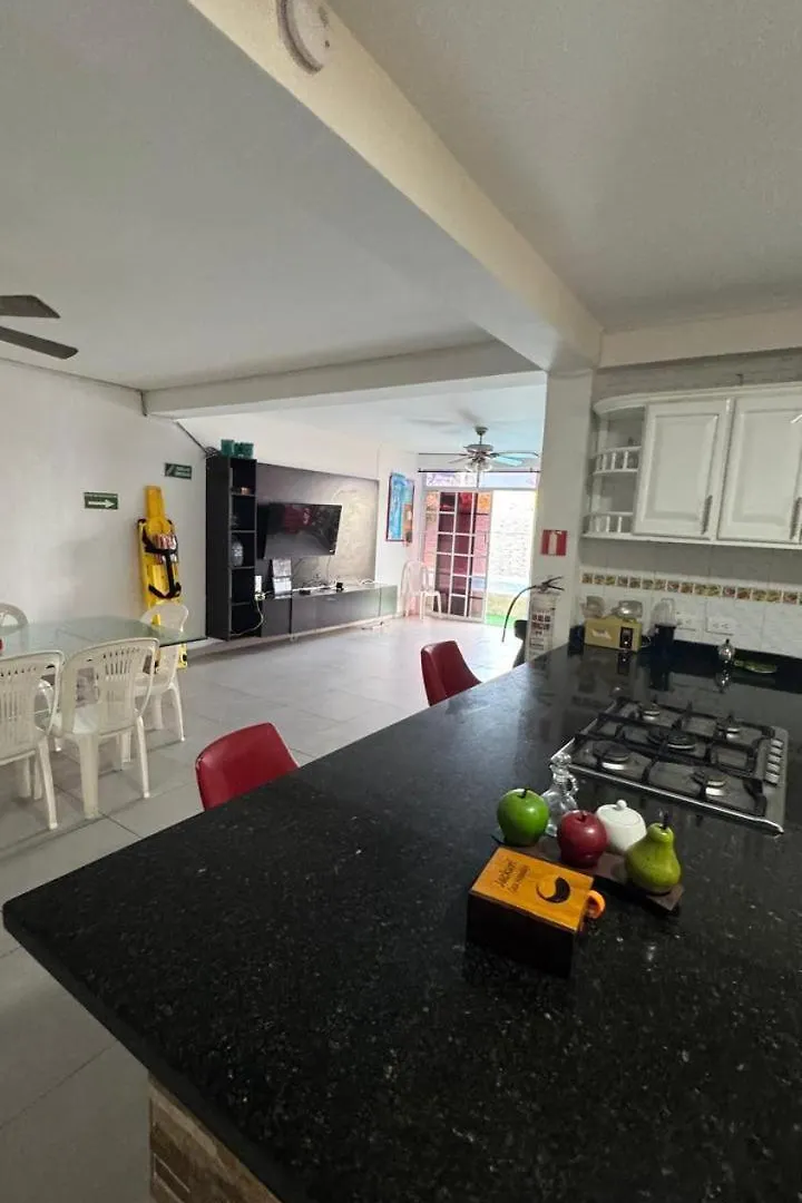 여관 Jackuri Casa Hospedaje San Andrés