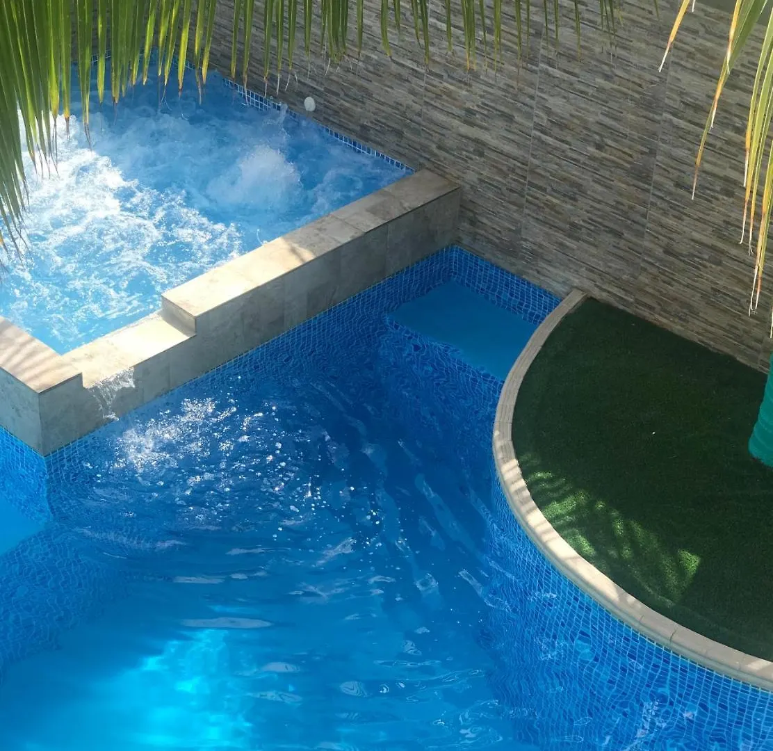 Jackuri Casa Hospedaje San Andrés Inn